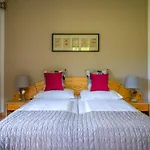 Strauss 3* אוסיאך