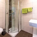 בית הארחה Strauss אוסיאך