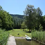 בית הארחה Strauss אוסיאך