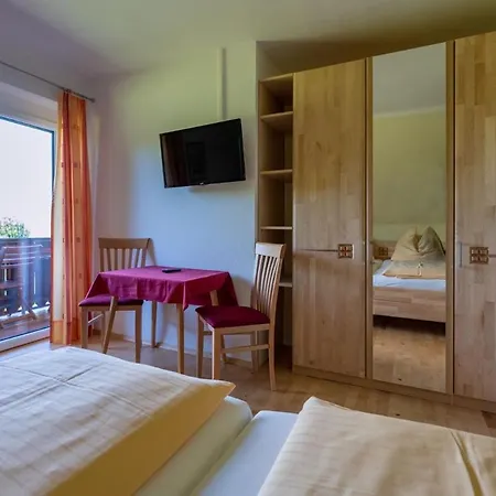 Pension Strauss 3*