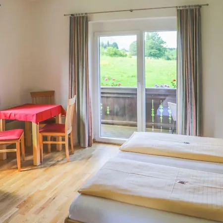 Pension Strauss Ossiach